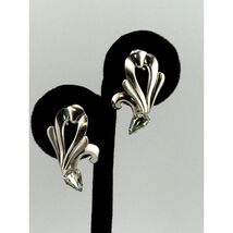 925 Sterling Silver Shell Shape CZ Earrings - $30.74