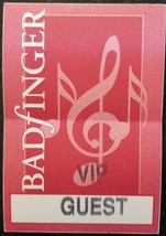BADFINGER - VINTAGE ORIGINAL REUNION TOUR CLOTH CONCERT TOUR BACKSTAGE PASS - $10.00