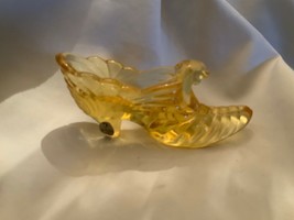 Fenton Art Glass Topaz Yellow Cat Head Melon Slipper Shoe  - £27.46 GBP
