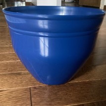 NEW Large Shiny Blue Planter Round Plastic Flower Pot 10 in Wide 7.5 in Tall - £21.99 GBP