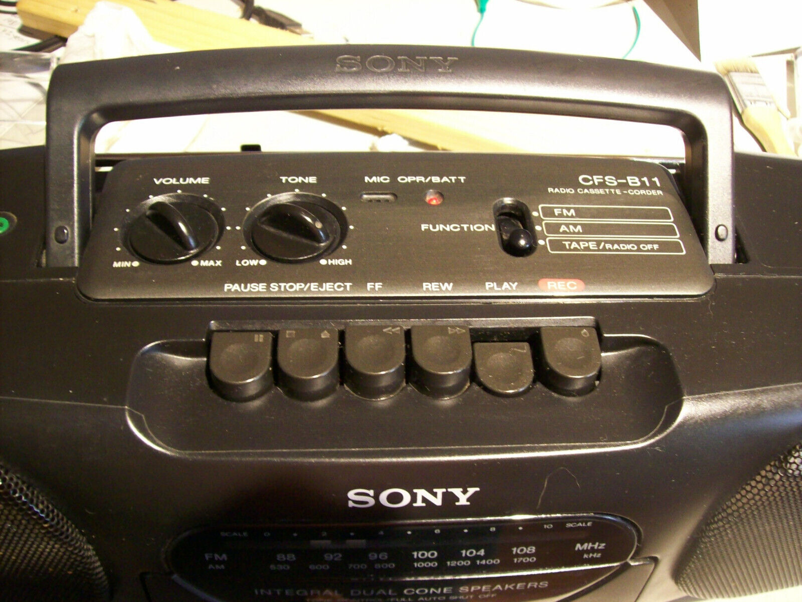 Sony CFS-B11 AM/FM Radio Cassette Stereo Boombox - SERVICED Item image 2