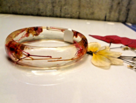 Real Flower Bracelet, Resin Bracelet, Bangle Bracelet, Pressed Flower Jewelry - £18.68 GBP