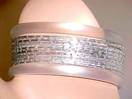 Set of 10 Bangle Bracelets Shimmery White Plastic and Gold Sparkle New - £7.85 GBP