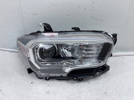 Toyota Tacoma Front Right Headlight 2016-2022 Halogen OEM Used Passenger - $115.00