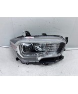 Toyota Tacoma Front Right Headlight 2016-2022 Halogen OEM Used Passenger - $158.87 CAD