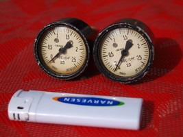 Matching Pair Of Vintage USSR Soviet Russian Pressure Gauges - £10.14 GBP