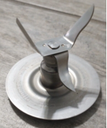 Oster 16 Speed Blender 6812 Blades - $9.89