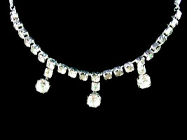 Rhinestone Vintage Choker Necklace 3 Drops In Silvertone Short 14&quot; Length - £11.87 GBP