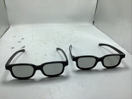Lot of 2 REAL D 3D Movie Theater Film Glasses - Adult - $223.80 MXN