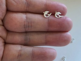 1 pair sterling silver dolphin earring with backing. - £9.15 GBP