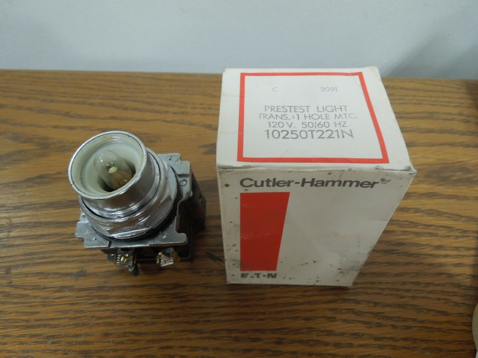 Cutler-Hammer 10250T221N Pretest Light Transformer 120V 1 Hole MTG New S... - $60.00