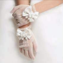 Flower Baby Girls Bow Tie Lace Party Ivory Gloves - £6.30 GBP