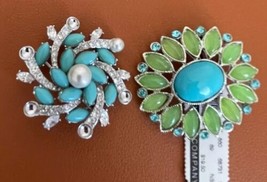 Lot of 2 Womens Aqua Green Crystals Rhinestone Flower Statement Brooches Ny &amp; Co - £12.00 GBP