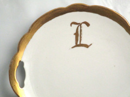Antique Vienna Austria Handled Serving Plate Gold Edge Old English Letter L - £25.40 GBP