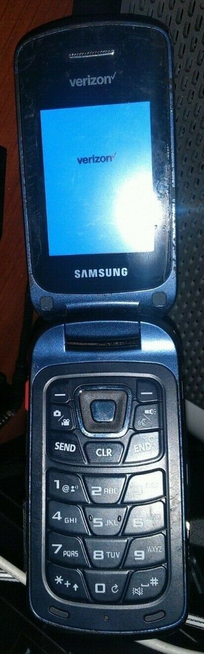 Samsung Convoy 4 B690 - Black (Verizon) Flip Cell Phone !!FOR PARTS ONLY!! - $11.17
