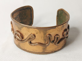 Handcrafted Artisian Copper &#39;Squiggle&#39; Cuff Bangle - $31.05