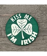 Kiss me I’m Irish Vinatge Four Leaf Clover/St. Patrick Button Pin - $152.06 MXN