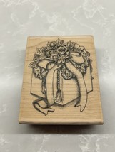 New Stampington &amp; Company An Elegant Gift M 4148 Wood Craft Stamp 3.5x4 - $148.66 MXN