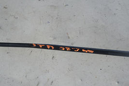 2003-2004 INFINITI G35 SEDAN HOOD PROP STAND ROD image 3