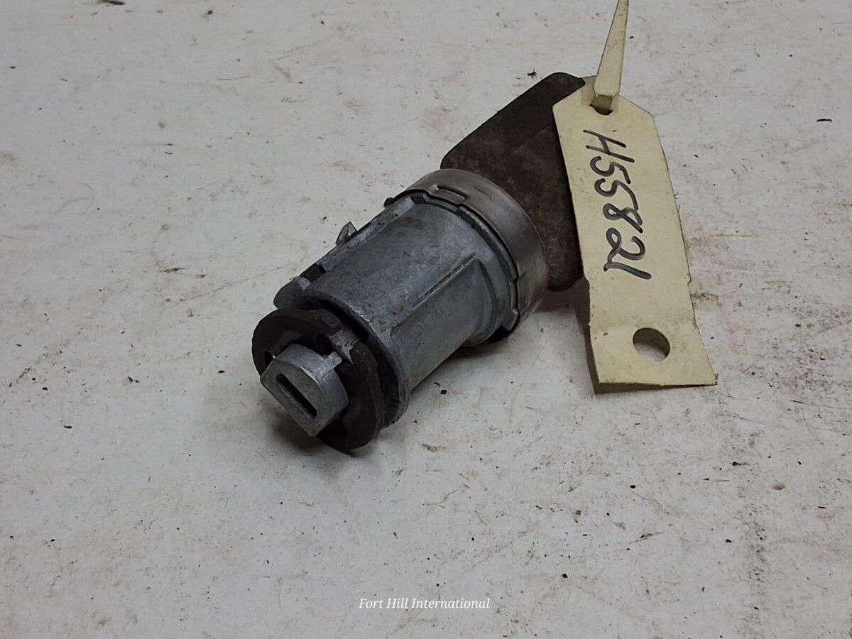 02 03 04 05 Mercury mountaineer ignition lock with key OEM - $23.01