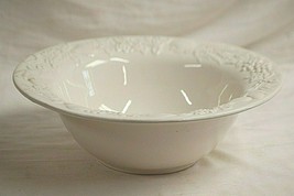 Better Homes &amp; Gardens Heritage Collection White Serving Bowl Earthenwar... - £33.94 GBP