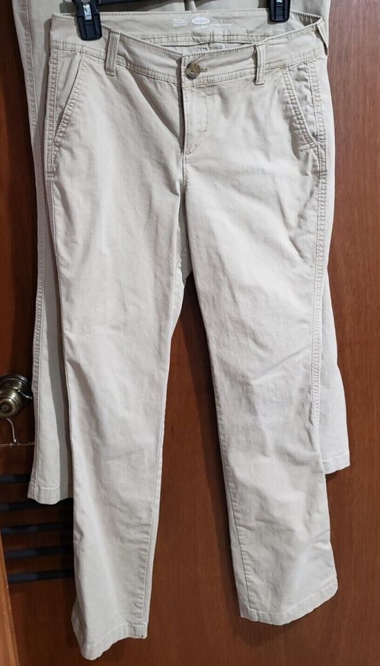 Old Navy Women s Khaki Boot Cut SEMI EVASE Pants Cotton Spandex Choice SZ 2 4