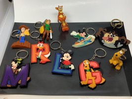 10 Vintage Keyring Disney Characters Keychain Goofy Mickey Porte-Clés Tazz Pluto - £38.00 GBP