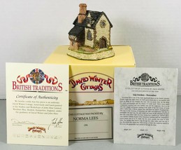 David Winter Cottages November British Traditions Guy Fawkes Hand Made U.K. - £10.13 GBP
