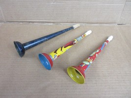 Lot of 3 Vintage Litho Tin Noisemaker Horns 1950s   A - £43.83 GBP