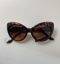 Kiss Classic Cat Eye Sunglasses Womens Tortoise Brown Lens Fashion - £10.10 GBP
