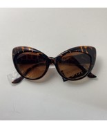 Kiss Classic Cat Eye Sunglasses Womens Tortoise Brown Lens Fashion - £10.07 GBP