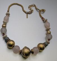 Costume Jewelry Casual Corner Pink Sage Green Gold Beaded Necklace 18" - $14.84
