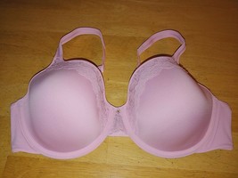 BALI PINK UNDERWIRE LIGHTLY PADDED BRA W/LACE-38C-BARELY WORN-ADJ. STRAP - $7.69