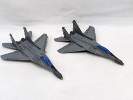 (2) Metal Jet Fighter Diecast Toys 2 1/4&quot; - €8,94 EUR