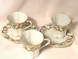 Eggshell Porcelain Nippon Chocolate Cups 3 and 2 Saucers Pre WWII - £9.40 GBP