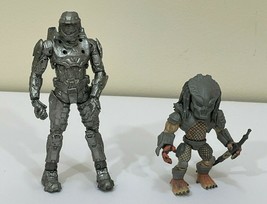 LOT Silver/Chrome Halo Master Chief and Predator Loyal Subjects Action Figure  - £18.65 GBP