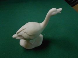 Great Collectible Dept. 56 .....1996 Bisque DUCK Figure.......FREE POSTAGE USA - £11.64 GBP