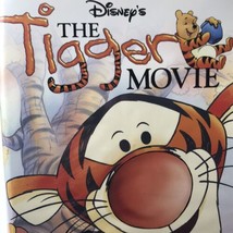 Disney&#39;s Winnie the Pooh The Tigger Movie Clam Shell Kenny Loggins Music Video - £9.68 GBP