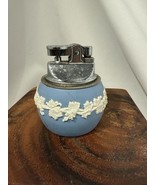 VTG Wedgwood Blue Jasperware White Grape Leaves Table Lighter England - $334.15 MXN