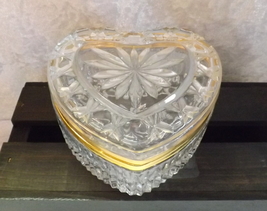 Trinket Box Glass Heart-Shaped with Gold Tone Trim - Large - £17.29 GBP