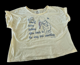 Disney Pooh Shirt Yellow Doing Nothing Quote Rolled Sleeves Cropped L Large - $186.39 MXN