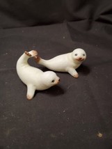 Vintage Homco 4.5” White Baby Harp Seal Figurines 1439 Home Interiors Lot of 2 - £8.88 GBP