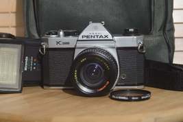 Asahi Pentax K1000 35mm SLR Camera Starter Pack. Comes with Lens, Strap and more - £241.84 GBP