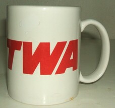 TWA airlines Lockheed L-1011 TriStar image circa 1976 ceramic coffee mug - $15.00