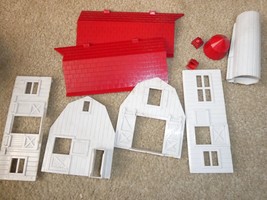 Vintage 1950s O Scale Plasticville Barn with Silo Building - $18.81