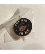 New San Diego Comic Con &quot;The Kid in Me&quot; Round Exclusive Pin - $217.64 MXN