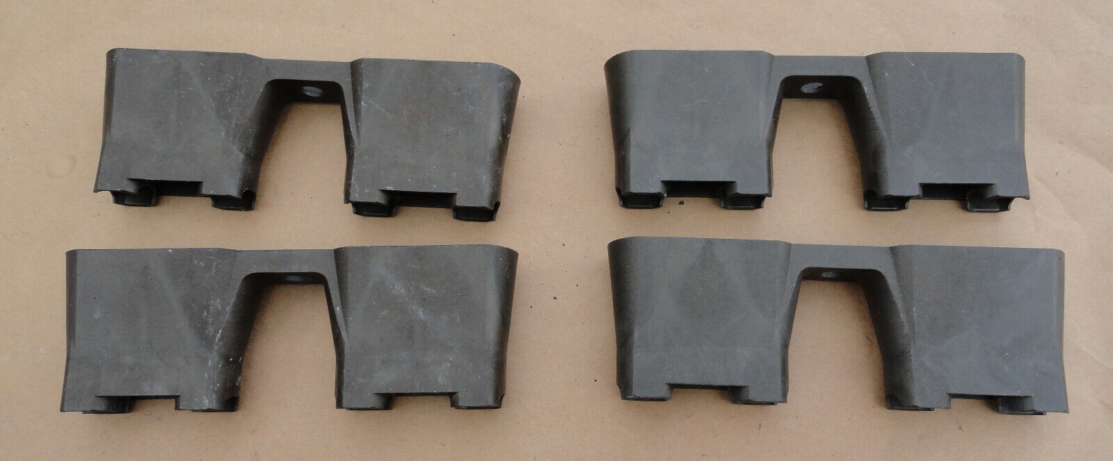 Primary image for LS1 LS6 LQ9 LQ4 Lifter Guide Retainer Trays Set of 4 05983