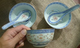 Old Hand Painted Porcelain Rice Bowls x3 With Spoons x2 Made In China Cup Bowl - £56.82 GBP