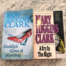 Mary Higgins Clark 2 Book Bundle: Daddy&#39;s Gone, A Cry in the Night - £3.11 GBP