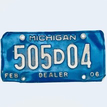 2006 United States Michigan Base Dealer License Plate 505D04 - £13.15 GBP
